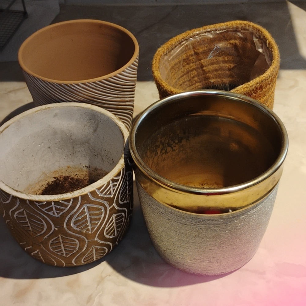 Decorative Gold and Natural Tone Planter Set - Brand